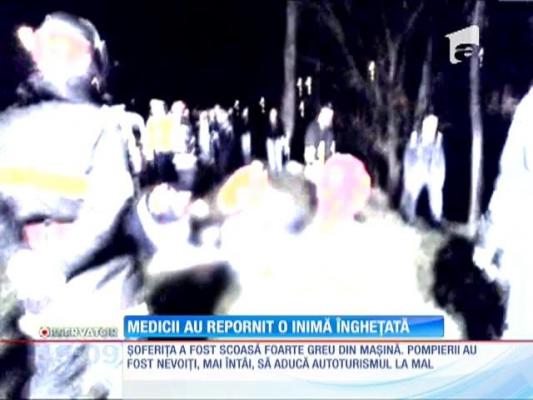 O tânără a fost readusă din morţi de medici, pe malul râului Bega