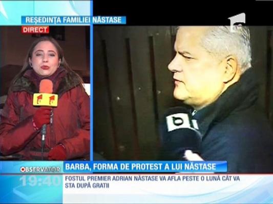 Adrian Năstase și-a lăsat barbă in semn de protest