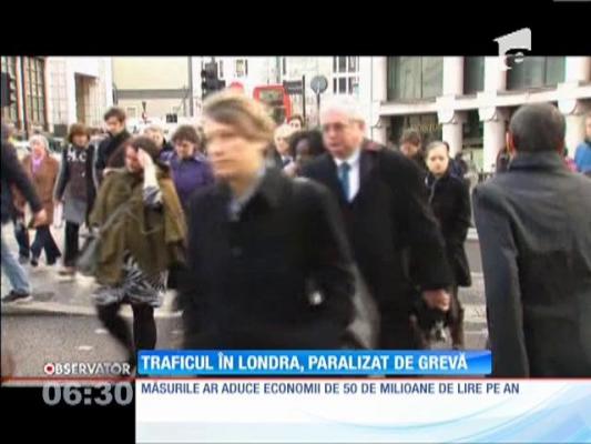 Greva de la metroul londonez a creat panică pe străzi, dar şi în economie