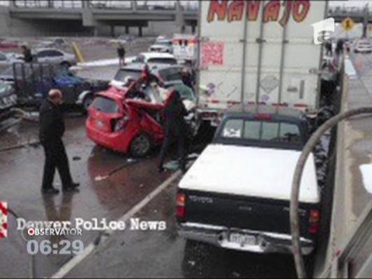 Dezastru pentru peste 100 de mașini în Colorado