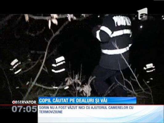Copil căutat de o comună întreagă