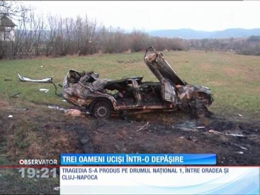 Trei oameni au murit după ce un șofer fără permis a făcut o depăşire imposibilă
