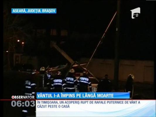 Cinci pescari erau să se înece în valurile mării din cauza rafalelor de vânt