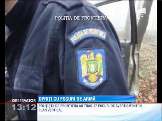 Contrabandişti opriţi cu focuri de armă