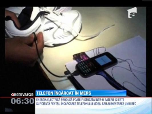 Inedit! Pantoful, pe post de încărcător al telefonului mobil