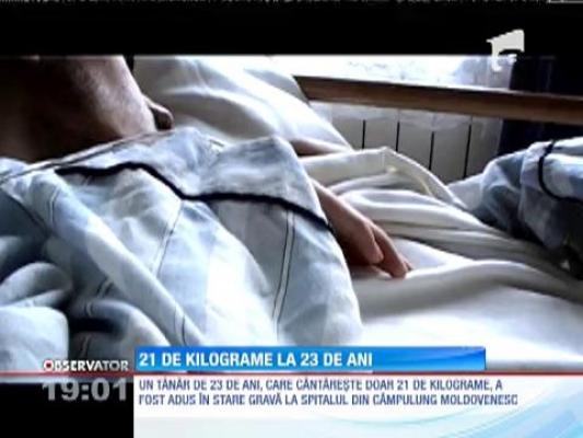 UPDATE: Rămas fără mamă, un tânăr de 23 de ani a ajuns la spital cântărind doar 21 de kilograme!