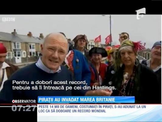 Peste 14 mii de piraţi au invadat un orăşel din Marea Britanie