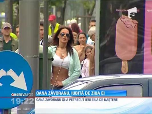 Oana Zăvoranu și-a aniversat ziua de naștere alături de actualul şi fostul iubit