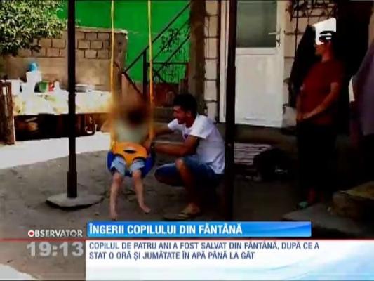 Copilul salvat din fântână a ajuns acasă!