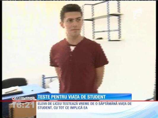 Pentru a atrage studenţi, universităţile nu mai ştiu ce să inventeze! Acum, absolvenţii de liceu pot testa viaţa la facultate