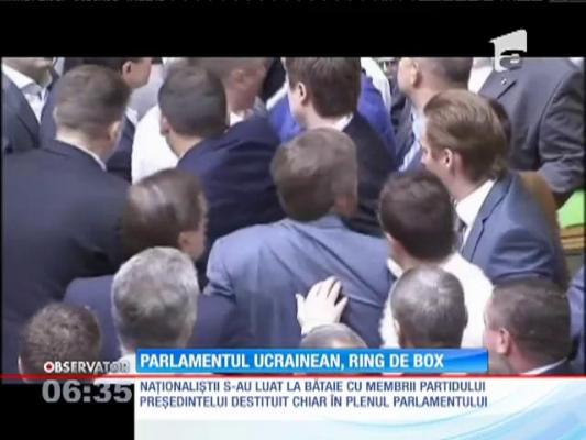 Bătaie ca-n filme în Parlamentul ucrainean