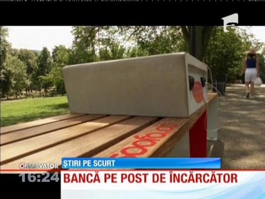 Bancă pe post de încărcător pentru telefoanele mobile