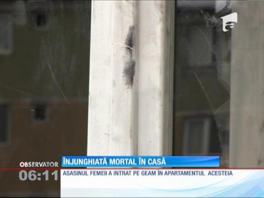 Femeie înjunghiată mortal în casă