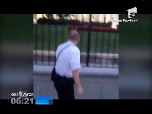 Bărbatul care a pătruns în Casa Albă avea un cuţit