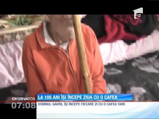 Unul dintre cei mai bătrâni români şi-a sărbătorit ziua de naştere într-un stil propriu