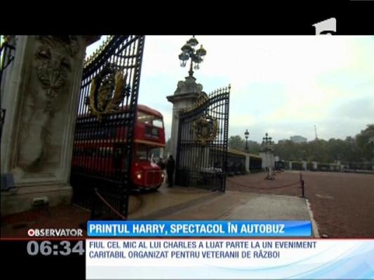 Prinţul Harry, spectacol în autobuz