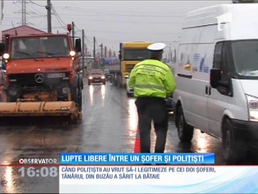 Buzău: Lupte libere între un şofer recalcitrant şi doi poliţişti