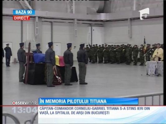 Ceremonie în memoria lui Corneliu-Gabriel Titiana, pilotul elicopterului militar prăbuşit la Sibiu