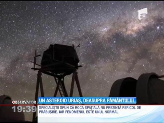 Un asteroid cu dimensiuni record se apropie de Pământ