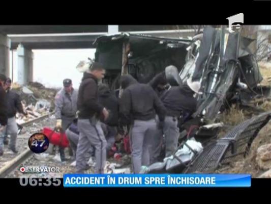 10 persoane şi-au pierdut viaţa într-un accident rutier, în Texas