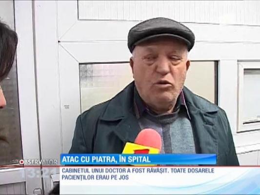 Atac cu pietre, în spital