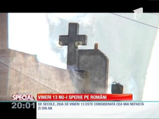 Special! Vineri 13 nu-i sperie pe români