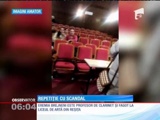 Repetiţie cu scandal