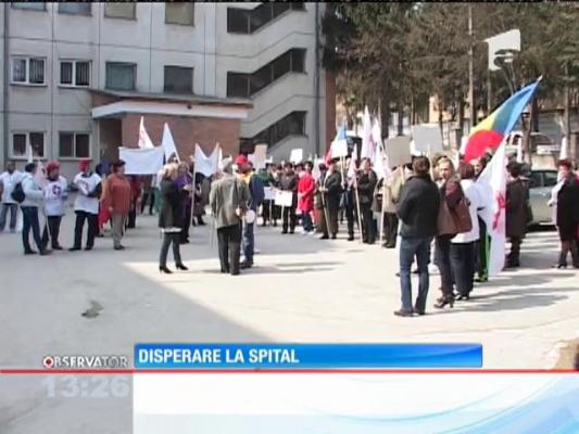 Protest la spitalul din Câmpeni