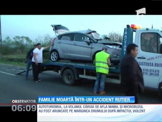 Familie moartă într-un accident rutier