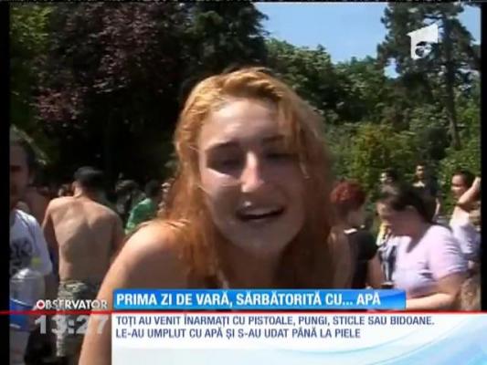 Prima zi de vară, sărbătorită cu apă