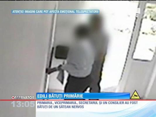 O primărie din judeţul Iaşi s-a transformat în ring de box