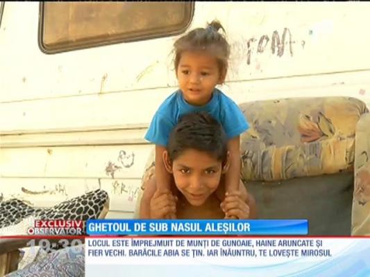 Ghetoul de sub nasul aleșilor! Lumea săracă, mizeră şi uitată de autorităţi