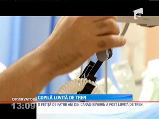 Copilă de 4 ani lovită de tren. Fetița s-a speriat de claxonul trenului!