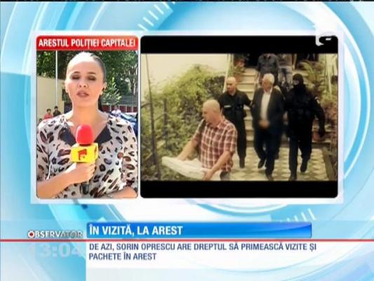 Sorin Oprescu, primarul Capitalei, are dreptul să primească vizite şi pachete în arest