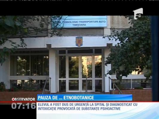 Elev găsit inconștient după ce a consumat etnobotanice, în timpul pauzei