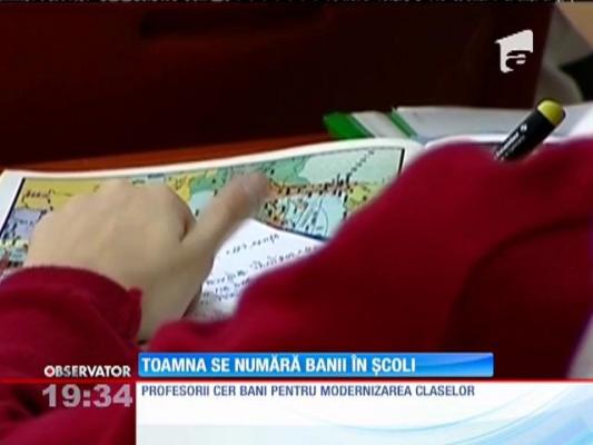 OFICIAL e ILEGAL! Neoficial, banii pentru fondul clasei sunt daţi în fiecare an de către părinţi