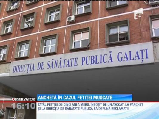 Anchetă în cazul fetei mușcate de câini, în curtea spitalului din Târgu Bujor