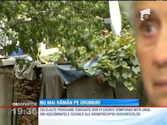 Biserica a găsit până la urmă o soluţie pentru familiile de bâtrâni şi copii care riscau să rămână în stradă