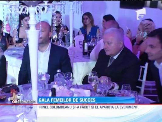 Simona Gherghe a primit premiul "Femeia de Succes 2015"