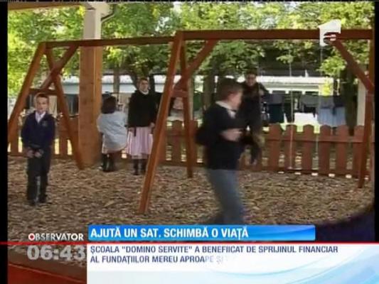 "Ajută un sat. Schimbă o ţară". 11 dascali lucrează cu zâmbetul pe buze, în judeţul Timiş