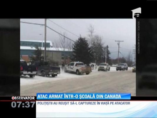 Atac armat într-un liceu din Canada