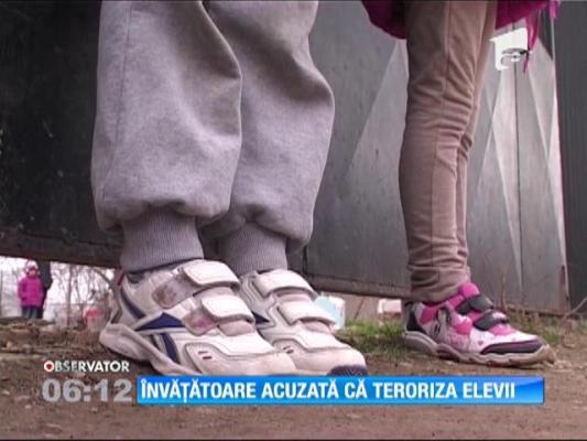 Învăţătoare acuzată că terorizează elevii