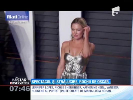 Creaţia unui designer român, una dintre cele mai fotografiate ţinute de la Oscar