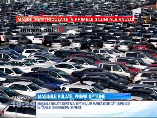 Românii nu mai au bani de maşini noi. Parcul auto va creşte la 14 ani până în 2020