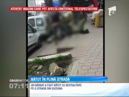 Imagini șocante! Bărbat bătut cu bestialitate în plină stradă