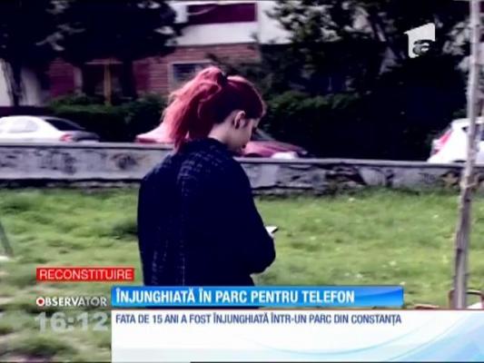 Înjunghiată în parc pentru telefon