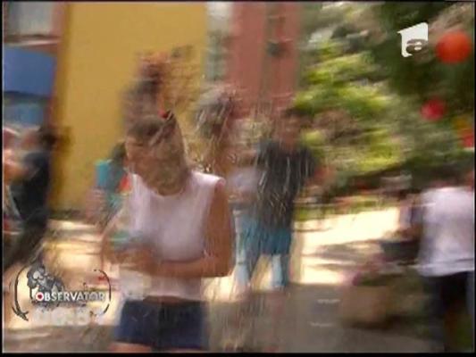 Bătaie cu apă într-un campus din Timişoara