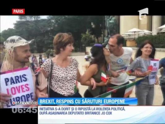 Campanie cu săruturi pentru a convinge Marea Britanie să rămână în UE