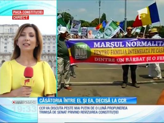 Războiul dintre duşmanii şi partizanii căsătoriilor între homosexuali, decis la Curtea Constituțională