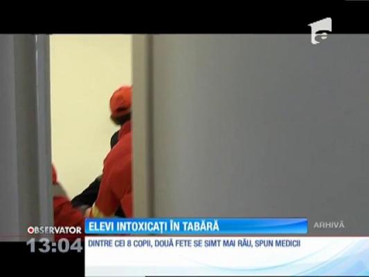 Opt copii au fost internaţi cu simptome de toxiinfecţie alimentară, la o tabără în Mediaş